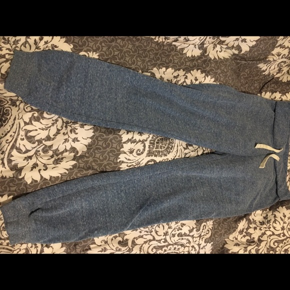 Reebok joggers - Picture 2 of 3